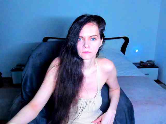 SexQueen11 webcam