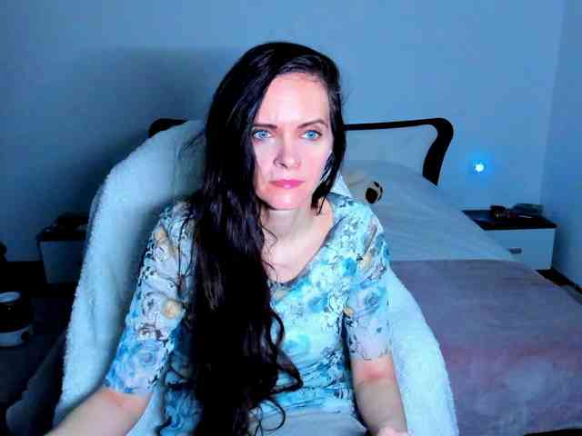 SexQueen11 webcam