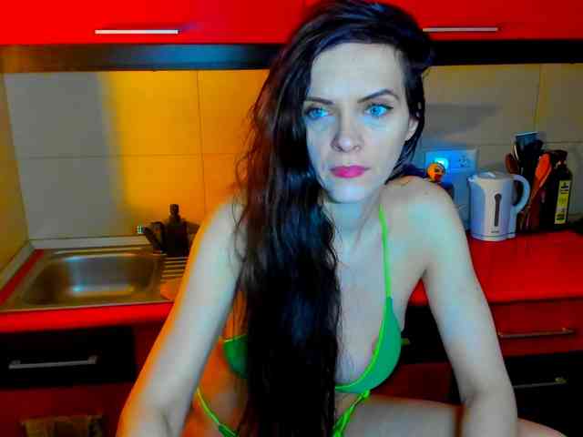SexQueen11 webcam