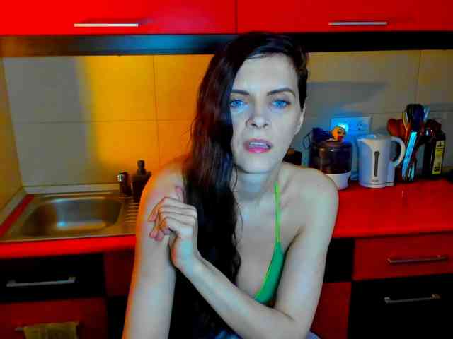 SexQueen11 webcam
