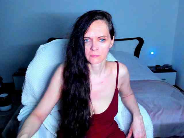 SexQueen11 webcam