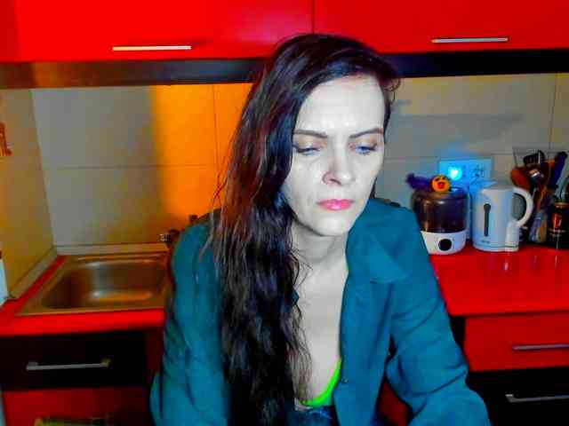 SexQueen11 webcam