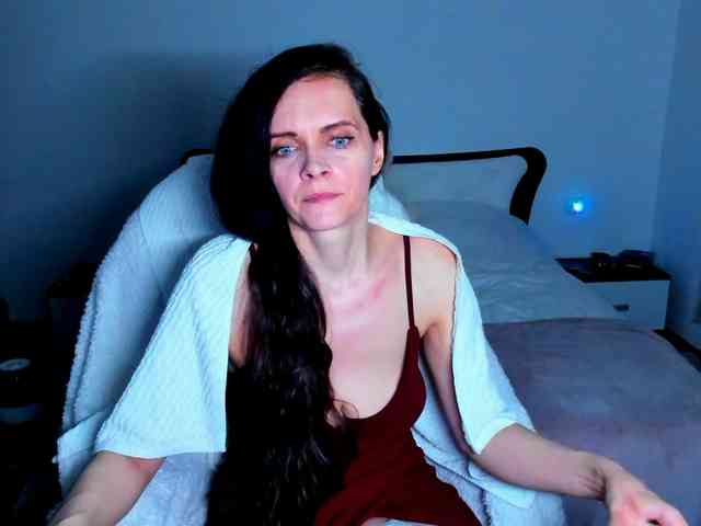SexQueen11 webcam