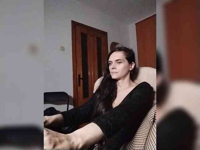 SexQueen11 webcam