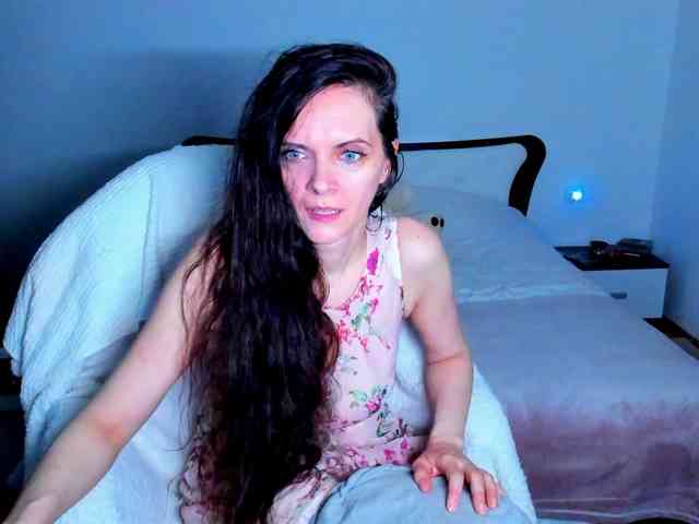 SexQueen11 webcam