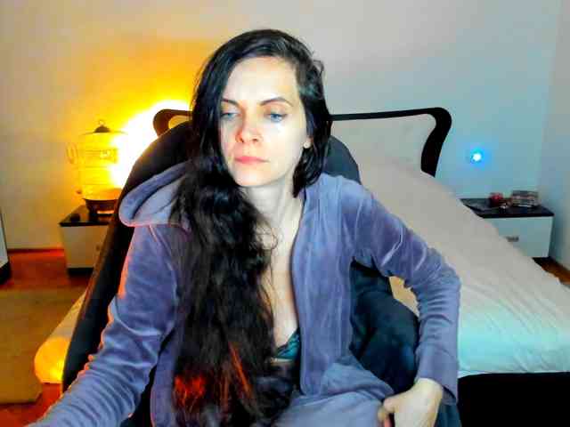 SexQueen11 webcam