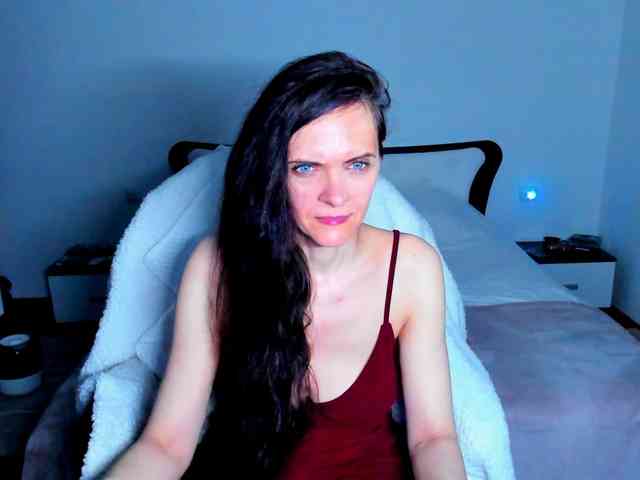 SexQueen11 webcam