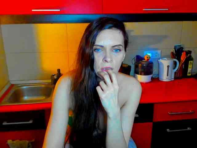 SexQueen11 webcam