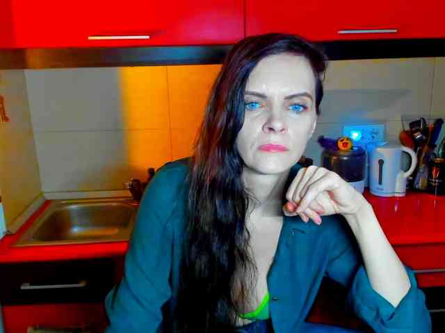 SexQueen11 webcam