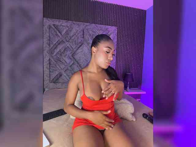 Cole-Gox Live Webcam on BongaCams