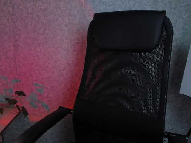 -yeshka-'s BongaCams show and profile