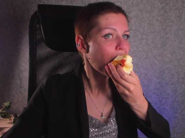 -yeshka- Live Cam on BongaCams