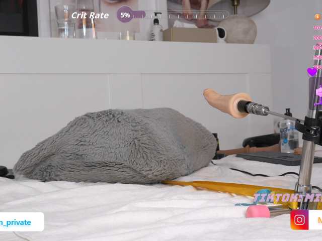 Emmababe, en directo ahora en BongaCams