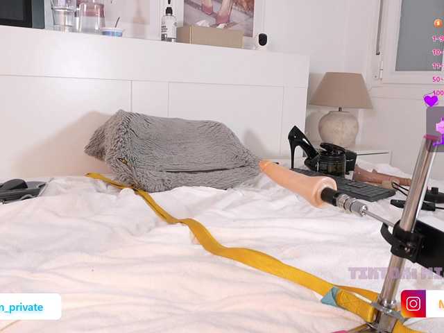 Emmababe's BongaCams show and profile