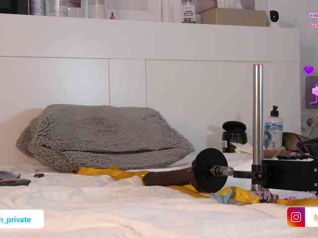 Emmababe Sex Cam Show