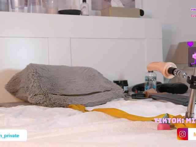Emmababe Sex Cam Show