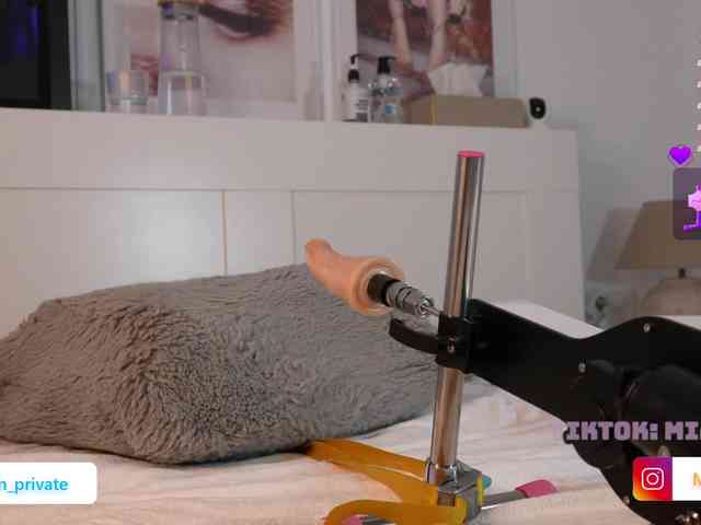 Emmababe Sex Cam Show