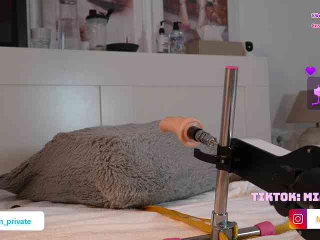 Emmababe Sex Cam Show