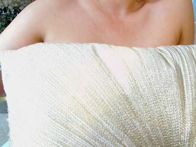 Malvvina live cam on BongaCams