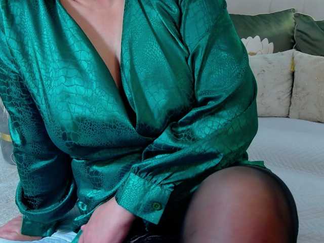 Malvvina live cam on BongaCams