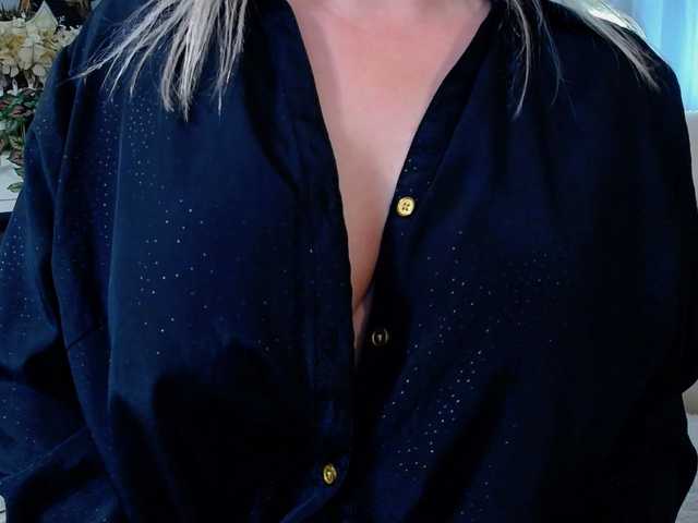 Malvvina live cam on BongaCams