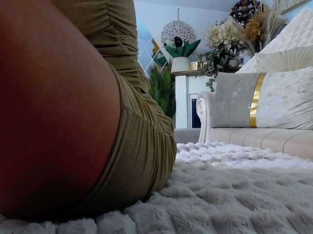 Malvvina live cam on BongaCams