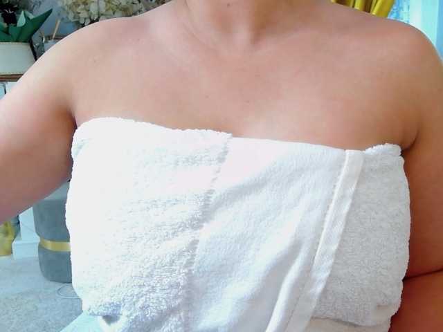 Malvvina live cam on BongaCams