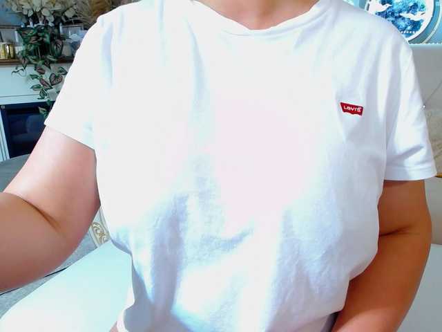 Malvvina live cam on BongaCams