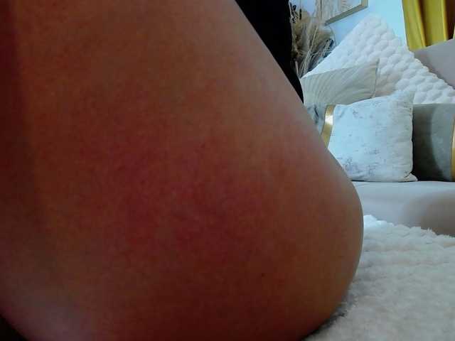 Malvvina live cam on UnifiedCams