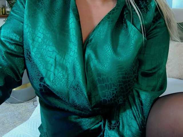 Malvvina live cam on BongaCams
