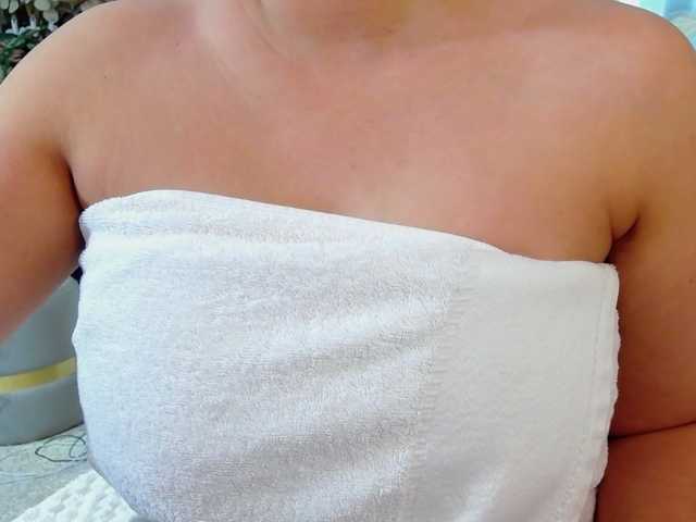 Malvvina live cam on BongaCams