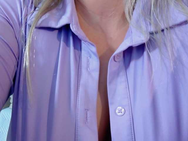 Malvvina live cam on BongaCams