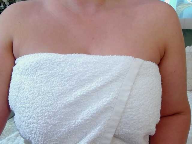 Malvvina live cam on BongaCams