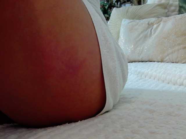 Malvvina live cam on BongaCams