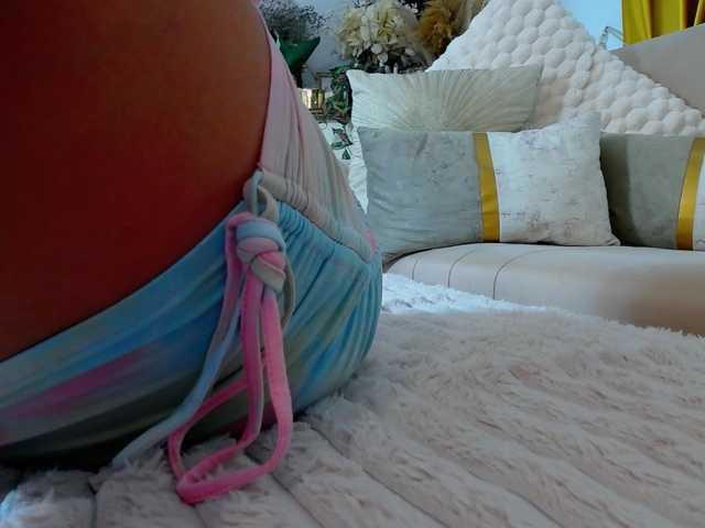 Malvvina live cam on BongaCams