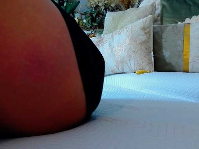 Malvvina live cam on BongaCams