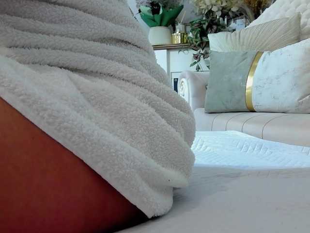 Malvvina live cam on BongaCams