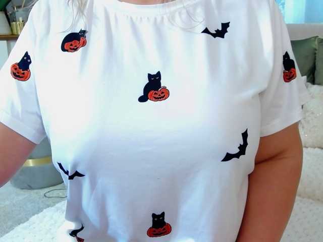 Malvvina live cam on BongaCams