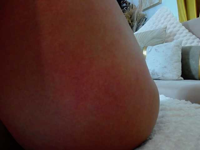 Malvvina live cam on UnifiedCams