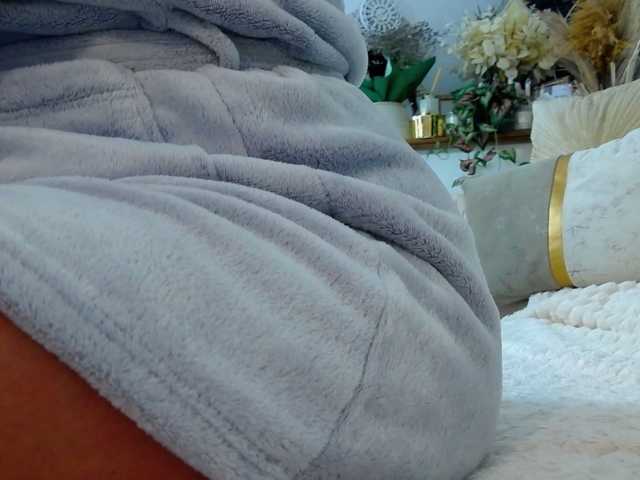 Malvvina live cam preview