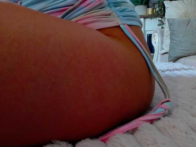 Malvvina live cam on BongaCams
