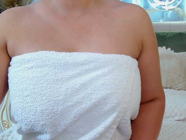 Malvvina live cam on BongaCams