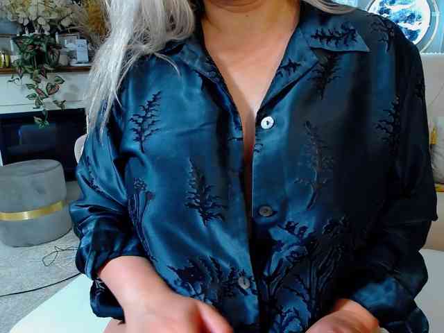 Malvvina Live Webcam on BongaCams