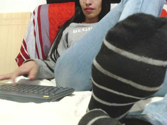 saaramilleer live cam on BongaCams