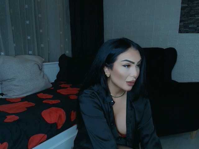 queenmeryem live cam on BongaCams
