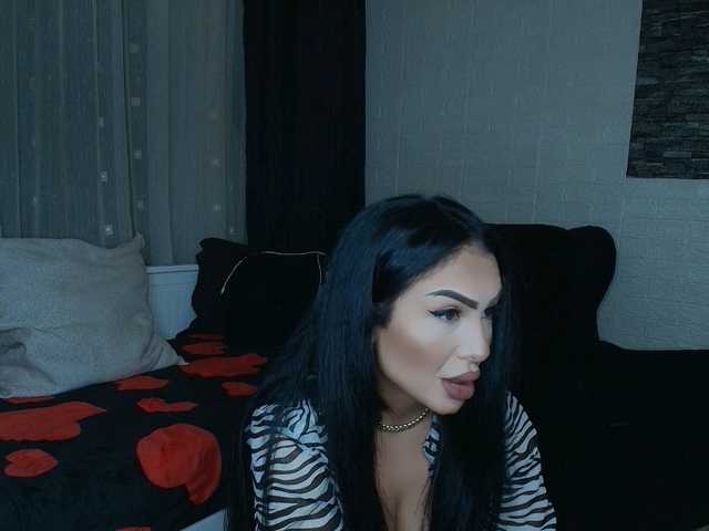 queenmeryem live cam on BongaCams