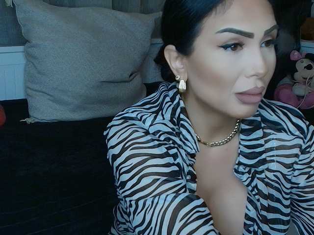 queenmeryem live cam on BongaCams