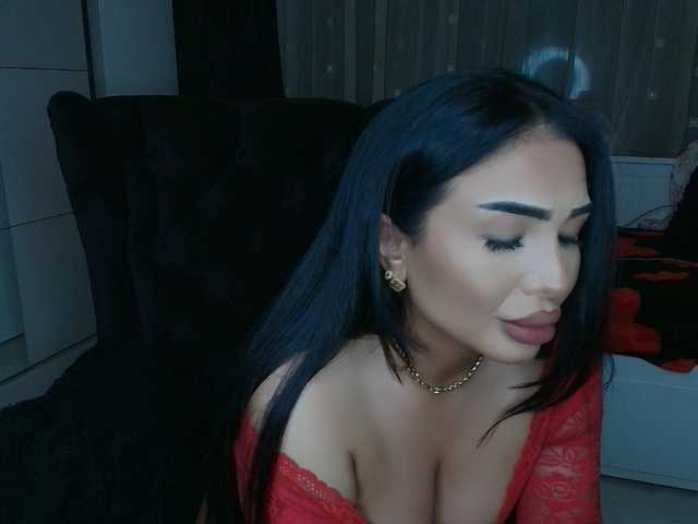 queenmeryem's BongaCams show and profile