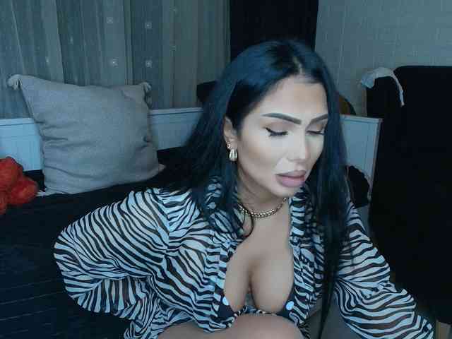 queenmeryem webcam