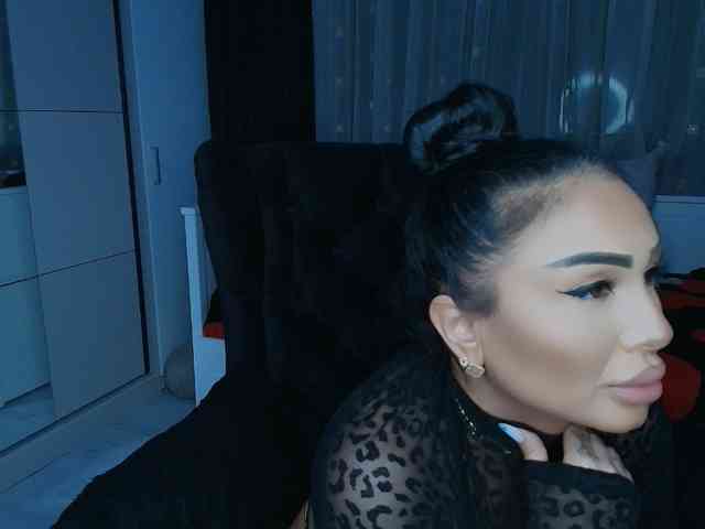 queenmeryem webcam